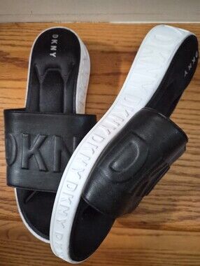 DKNY Black And White Slides